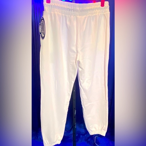 University of Michigan (UofM) White and Blue Sweatsuit, Unisex. Authentic, NWT - Picture 8 of 11